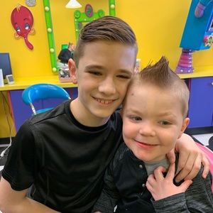 Closet Vibes 🙌 #family